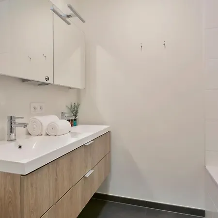 Apartman Huswell - Cosy Family With Parking Near The *