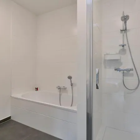 Huswell - Cosy Family With Parking Near The Apartman *