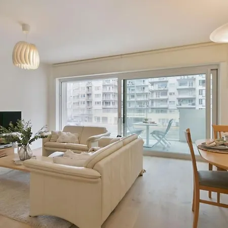 Huswell - Cosy Family With Parking Near The Apartamento Ostende